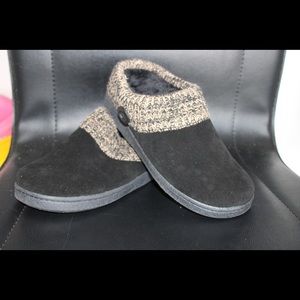 Size 10 New Slippers